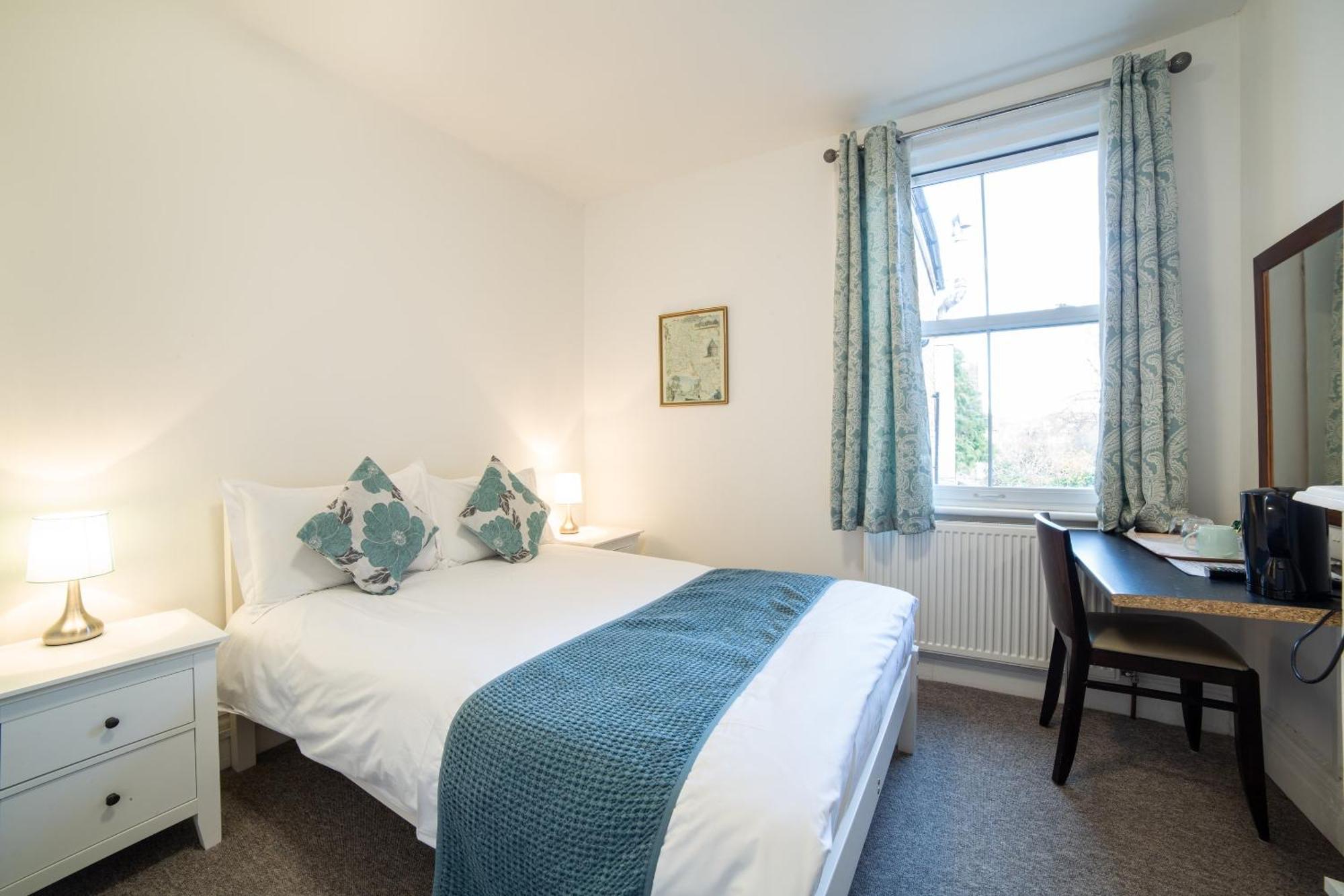 Oyo Lonsdale Guest House Oxford Exterior photo